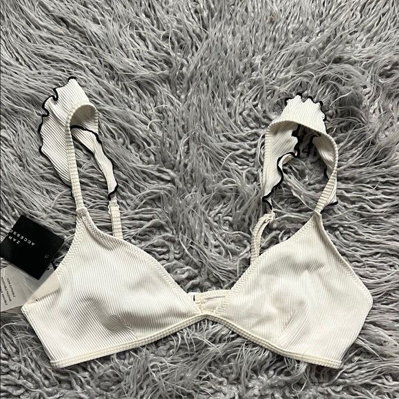 Zara Bralette L - Picture 1 of 3